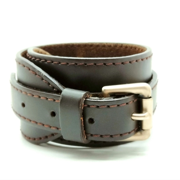 Louis Vuitton LV Bracelet - Picture 3 of 4